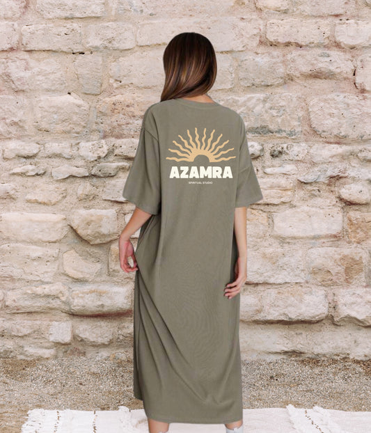 Robe tsniout oversize kaki, grand motif soleil bohème imprimé dans le dos chez Azamra